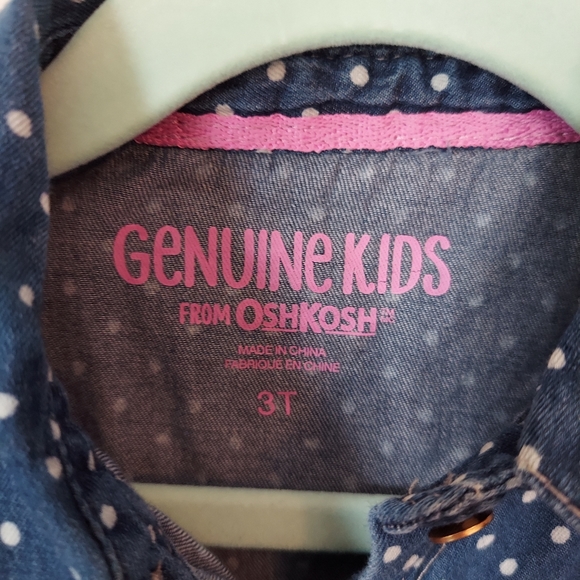 Oshkosh button down shirt - Picture 3 of 3